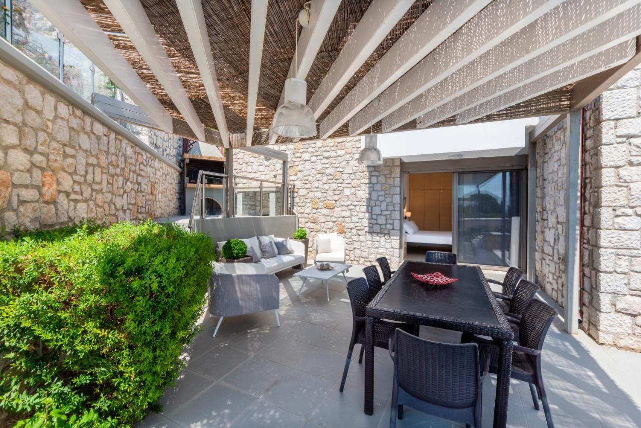 Villa Costamare - Enjoy Lazy Days On The Private Pool-Jacuzzi Pefki  Екстер'єр фото