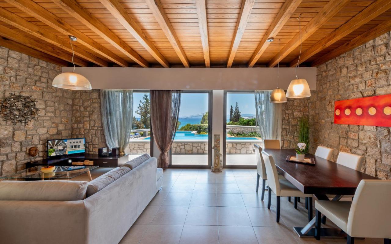 Villa Costamare - Enjoy Lazy Days On The Private Pool-Jacuzzi Pefki  Екстер'єр фото
