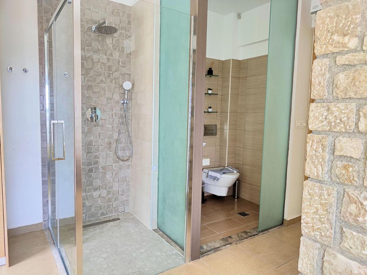 Villa Costamare - Enjoy Lazy Days On The Private Pool-Jacuzzi Pefki  Екстер'єр фото