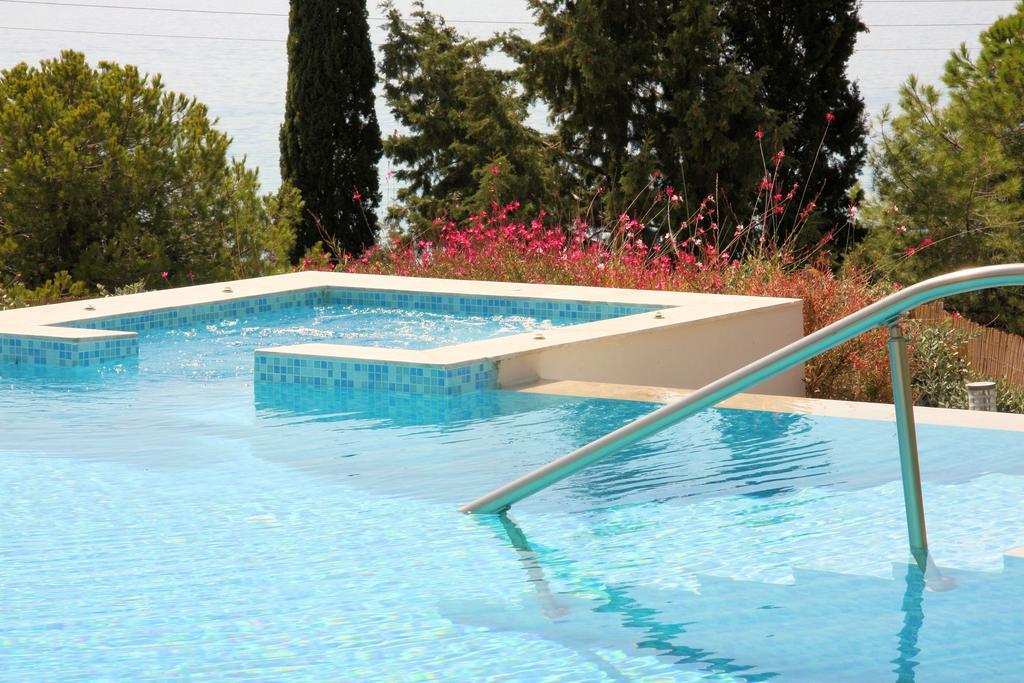 Villa Costamare - Enjoy Lazy Days On The Private Pool-Jacuzzi Pefki  Номер фото
